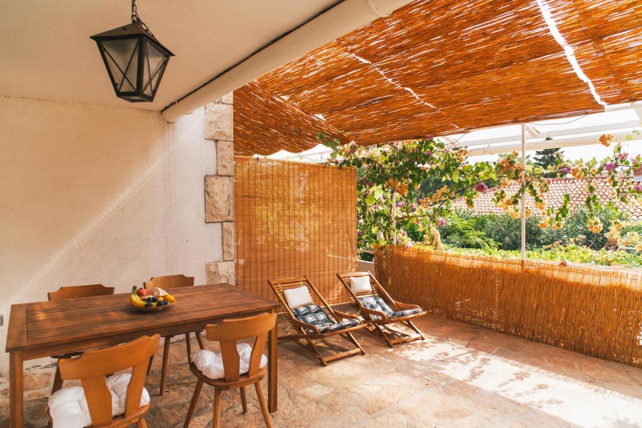 Charming Apartments With Garden Bol Ngoại thất bức ảnh