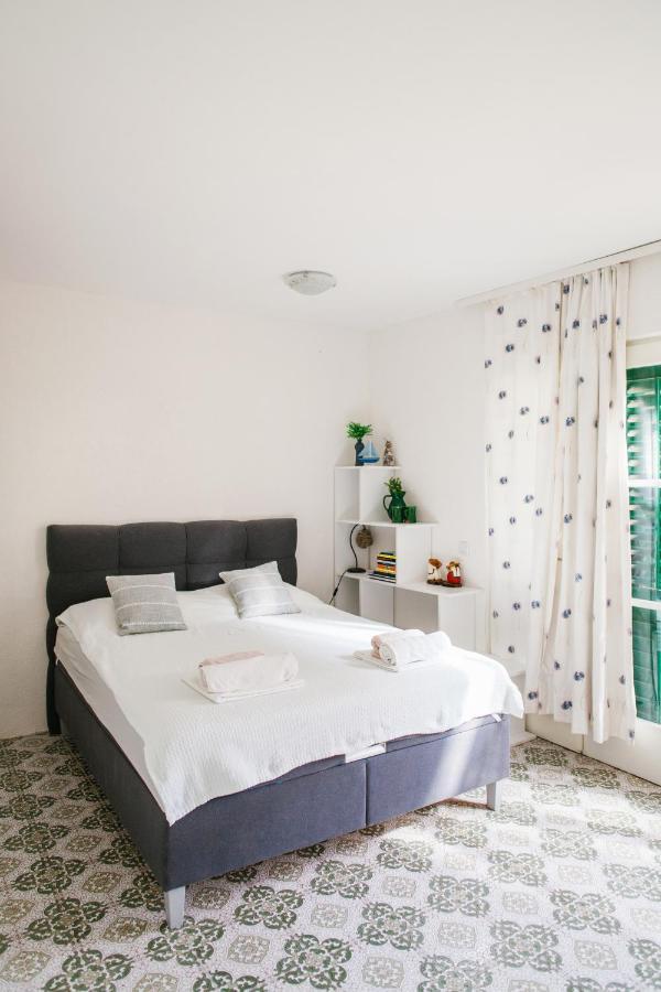 Charming Apartments With Garden Bol Ngoại thất bức ảnh